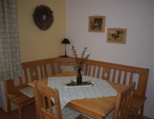 FW Presshaus Sitzbank